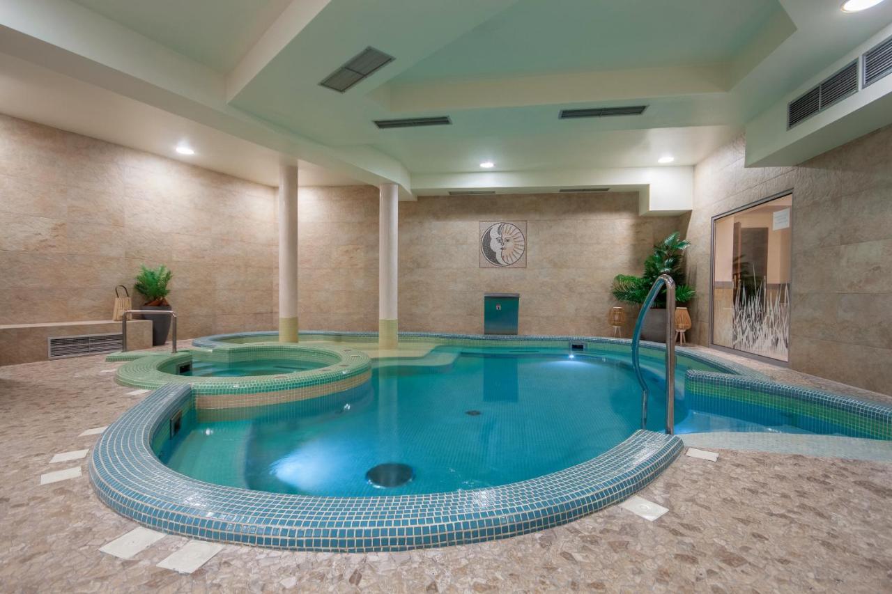 Apartserwis - Gorące źródła Lodowa Kopa 2 *